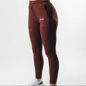 Maroon alphalete joggers!